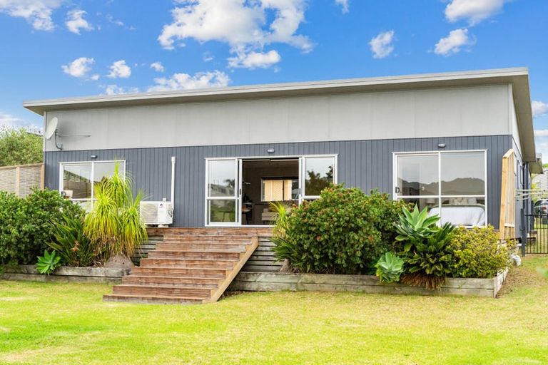Photo of property in 48b Driftwood Place, Mangawhai Heads, Mangawhai, 0505