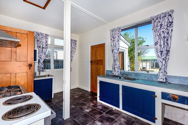 Photo of property in 54 Rhona Street, Linwood, Christchurch, 8062