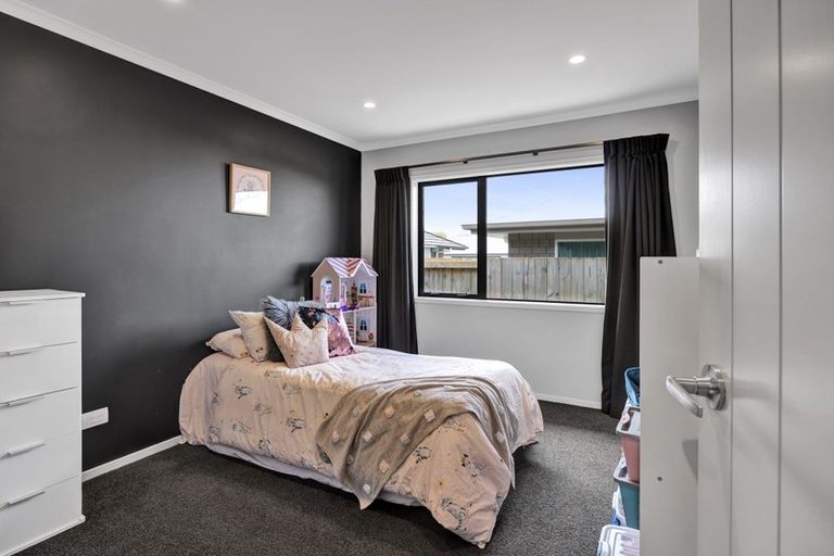 Photo of property in 6 Montague Grove, Stratford, 4332