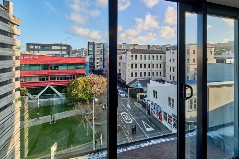 Photo of property in Dual Apartments, 510/142u Vivian Street, Te Aro, Wellington, 6011