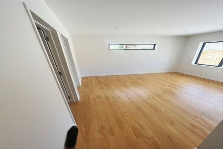 Photo of property in 230a Birkdale Road, Birkdale, Auckland, 0626