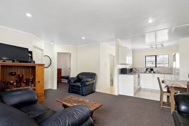 Photo of property in 3/48 Coxhead Road, Manurewa, Auckland, 2102