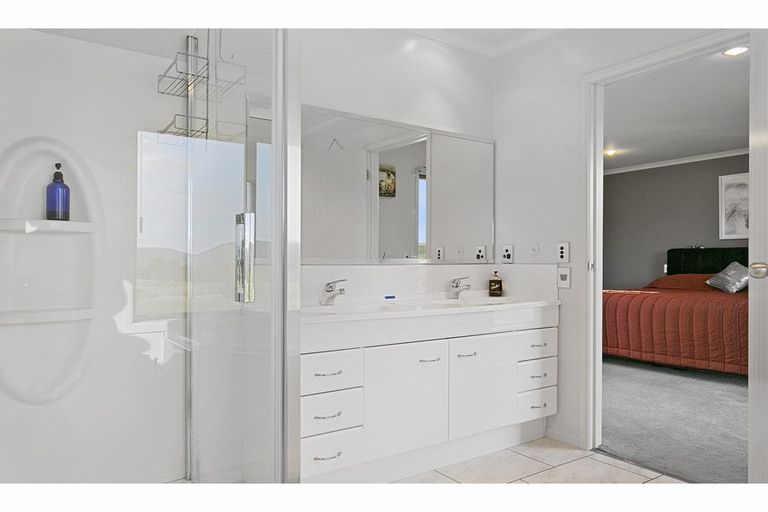 Photo of property in 864 Whangamata Road, Kinloch, Taupo, 3377