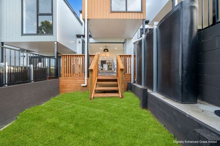 Photo of property in 11/32 Brandon Road, Glen Eden, Auckland, 0602