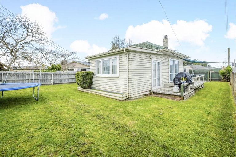 Photo of property in 18a Grove Road, Papakura, 2110