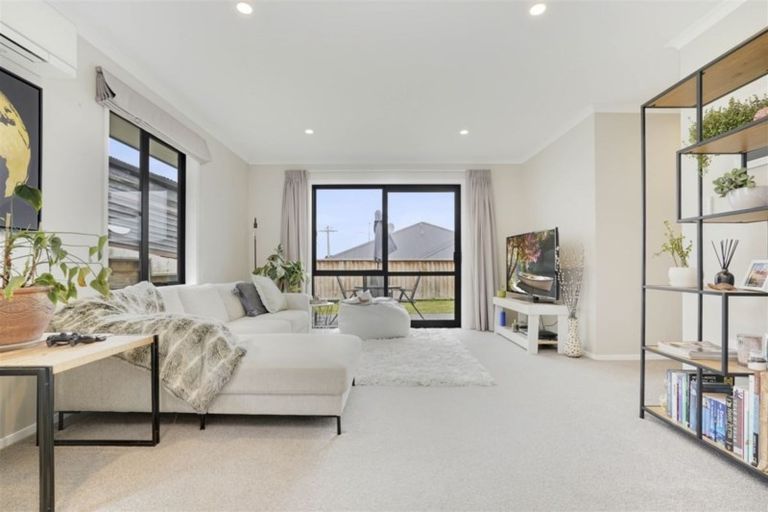 Photo of property in 142u3 Forest Lake Road, Forest Lake, Hamilton, 3200