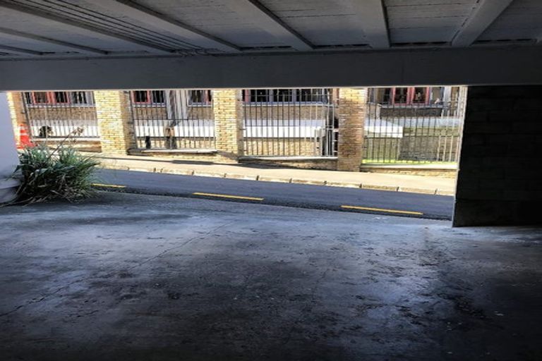 Photo of property in Capital Hill Apartments, 18/54u Hill Street, Thorndon, Wellington, 6011