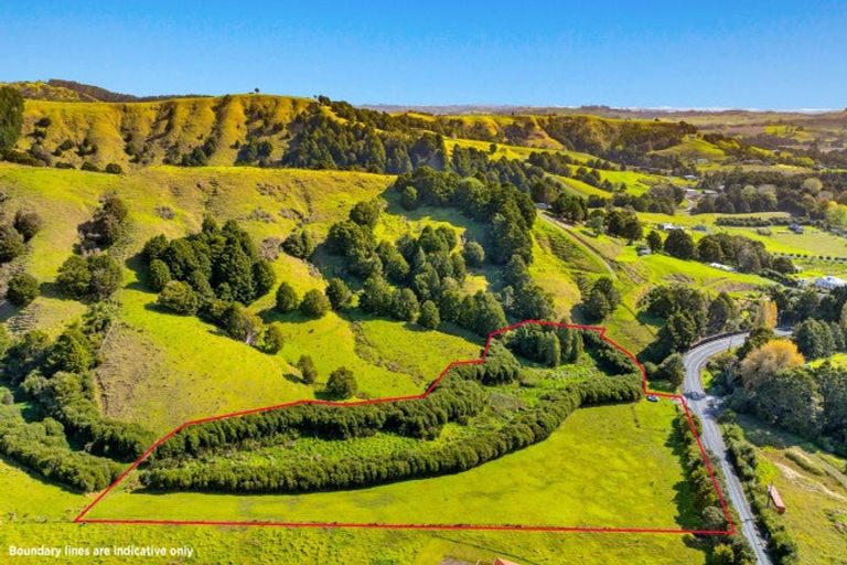 Photo of property in 704 Whangaripo Valley Road, Whangaripo, Wellsford, 0972