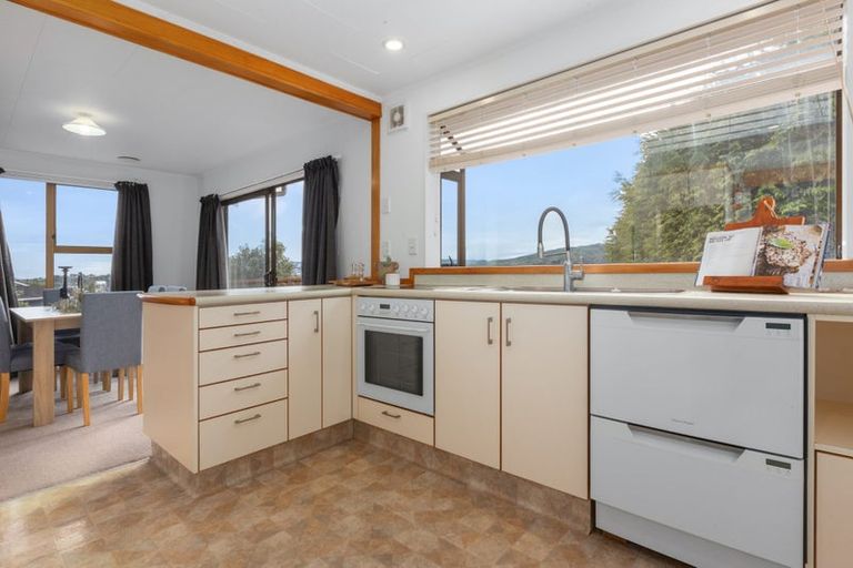 Photo of property in 25 Leeward Drive, Whitby, Porirua, 5024