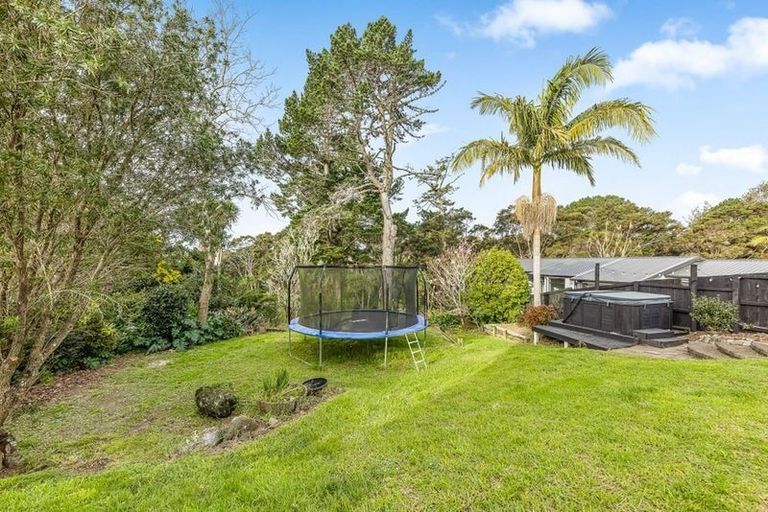 Photo of property in 15 Roland Road, Greenhithe, Auckland, 0632