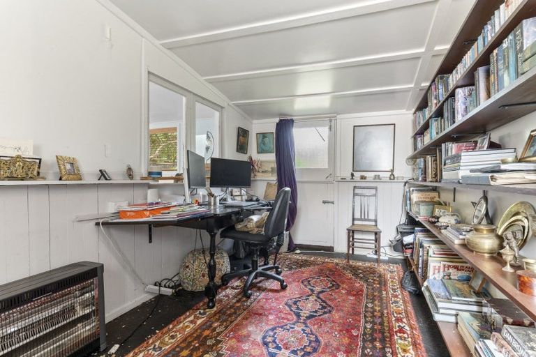 Photo of property in 40 Princess Street, Waitara, 4320