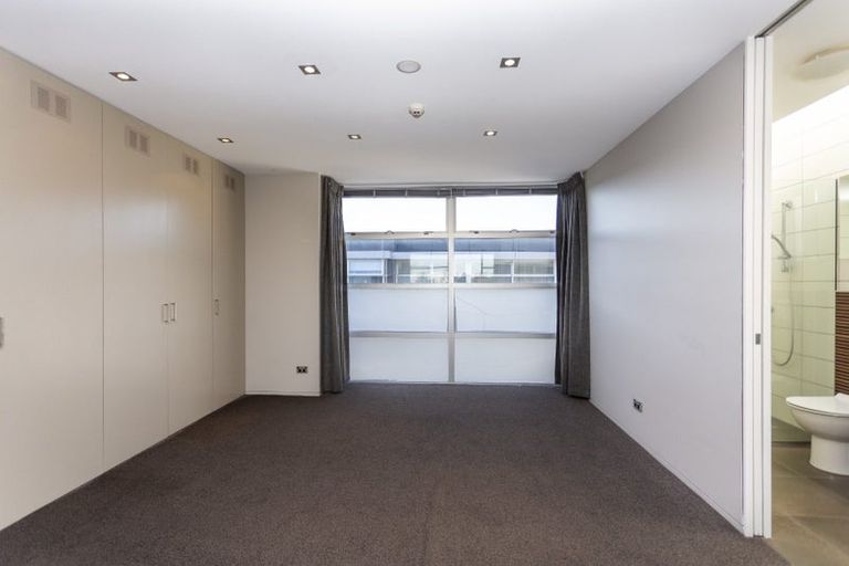 Photo of property in 8/8a Settlers Crescent, Ferrymead, Christchurch, 8023