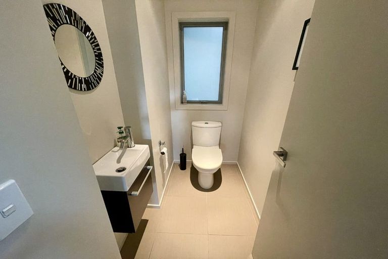 Photo of property in 35c Parnell Street, Fairfield, Lower Hutt, 5011