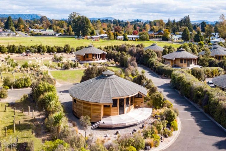 Photo of property in 1 Fern Lane, Ohakune, 4625