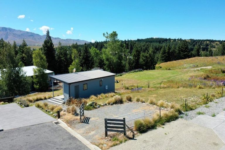 Photo of property in 24 Rodman Lane, Lake Tekapo, 7999