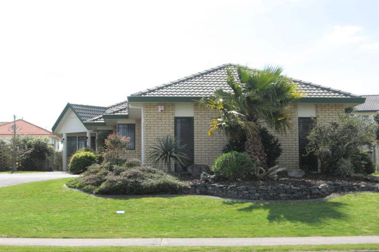 Photo of property in 11 Santa Monica Drive, Papamoa Beach, Papamoa, 3118