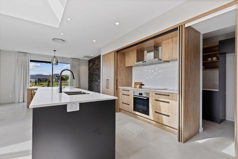 Photo of property in 6 Cam Mill Place, Rangiora, 7400