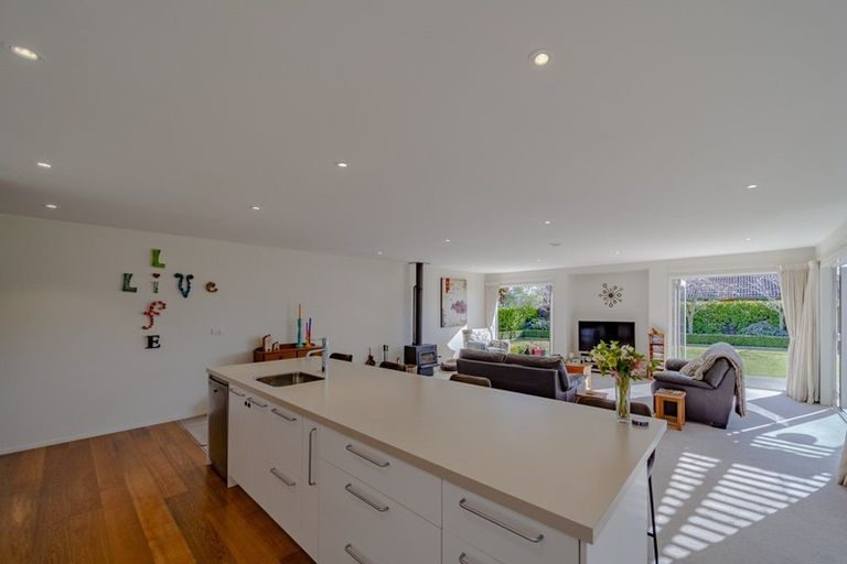 Photo of property in 3 Highgrove Place, Waipukurau, 4200