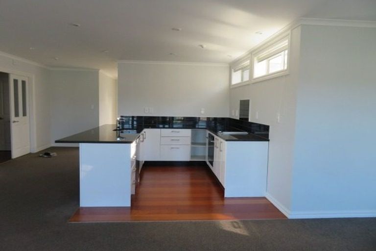 Photo of property in 231u2 The Terrace, Wellington Central, Wellington, 6011