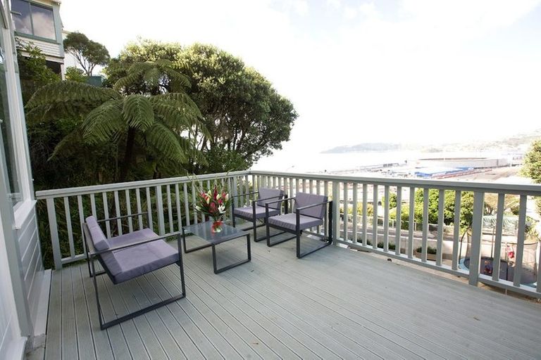 Photo of property in 2/10 Orchard Street, Wadestown, Wellington, 6012