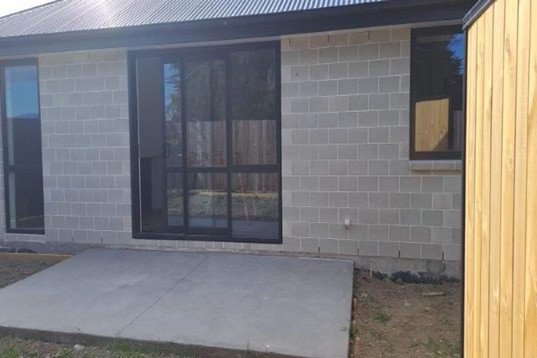 Photo of property in 61 Mehrtens Crescent, Woodend, 7691