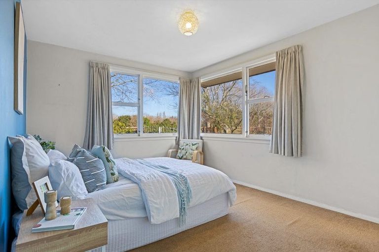 Photo of property in 218 Yaldhurst Road, Avonhead, Christchurch, 8042