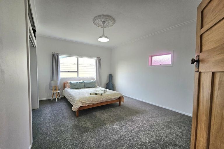 Photo of property in 14 Darnell Street, Fitzroy, New Plymouth, 4312
