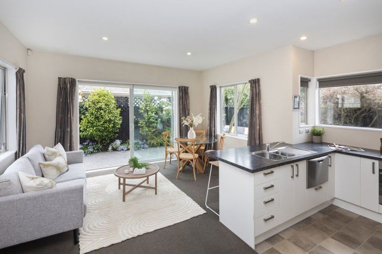 Photo of property in 4/6 Kauri Street, Riccarton, Christchurch, 8041