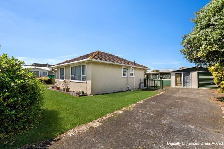 Photo of property in 38 Manuka Street, Castlecliff, Whanganui, 4501