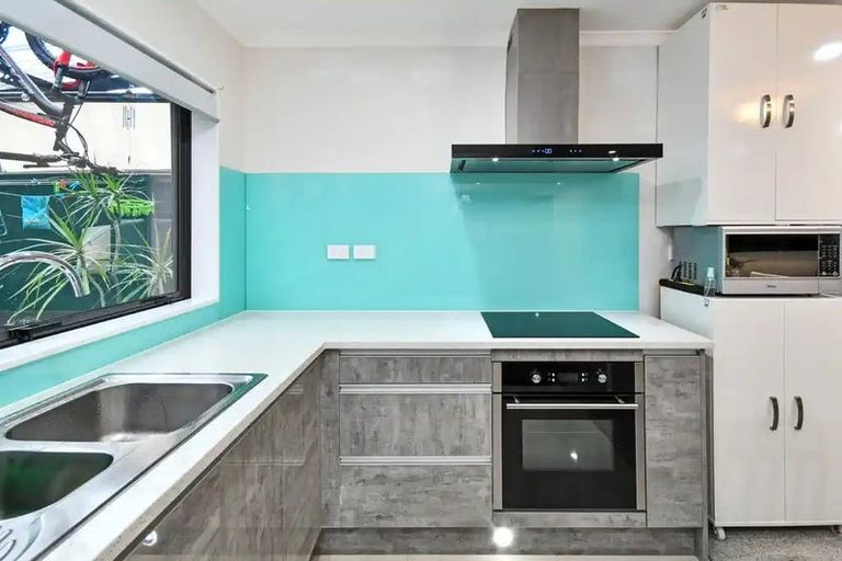 Photo of property in 3/15 Lipscombe Avenue, Papatoetoe, Auckland, 2025