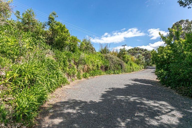 Photo of property in 1695 Wyuna Bay Road, Wyuna Bay, Coromandel, 3581