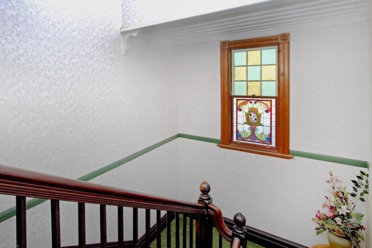 Photo of property in 6 Princes Street, Hawera, 4610