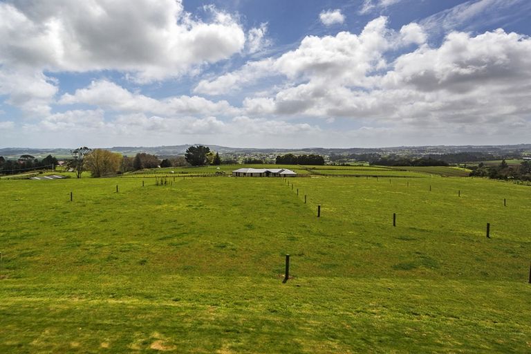 Photo of property in 107c Roberts Road, Tuakau, 2694