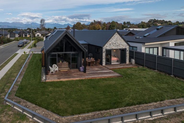 Photo of property in 18 Wakanini Place, Mapua, 7005