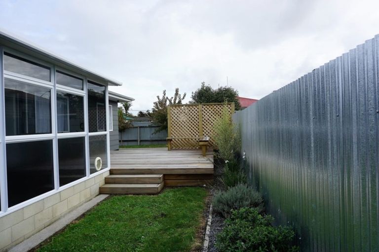 Photo of property in 2/434 Gloucester Street, Taradale, Napier, 4112