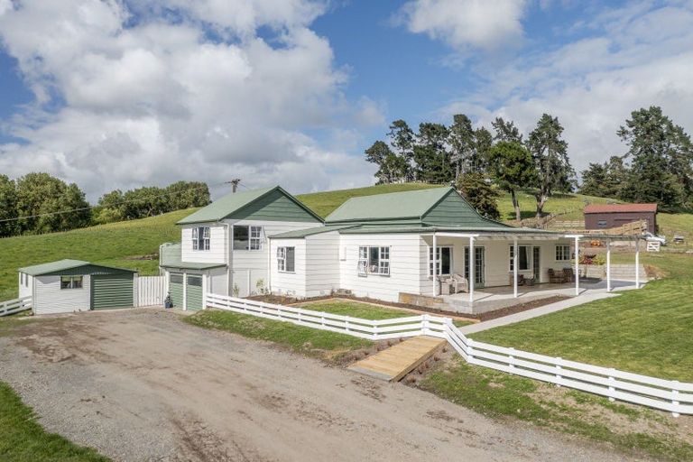 Photo of property in 1708 State Highway 2, Waipawa, 4275