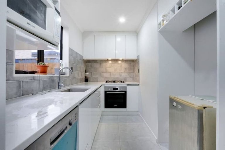 Photo of property in 100a Kimpton Road, Papatoetoe, Auckland, 2025