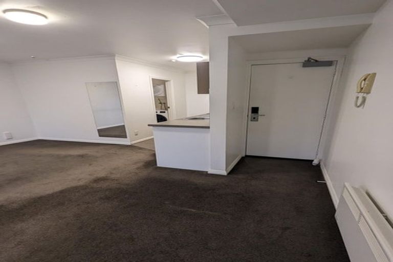 Photo of property in 221a The Terrace, Wellington Central, Wellington, 6011