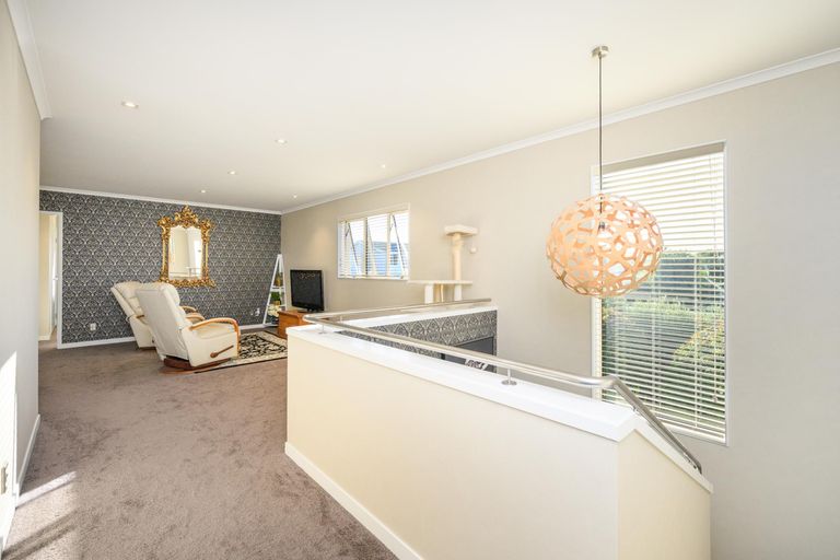 Photo of property in 6 Alan Street, Palmerston North, 4414