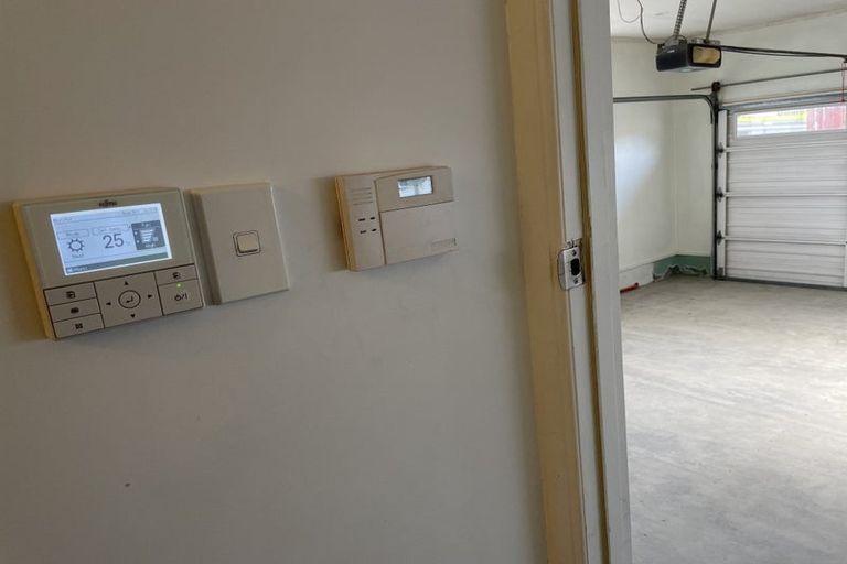Photo of property in 125 Ridge Road, Howick, Auckland, 2014