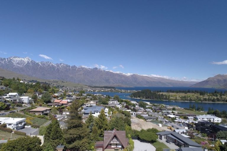 Photo of property in 8 Kent Street, Queenstown, 9300