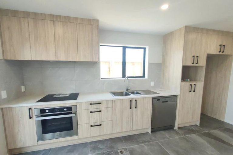 Photo of property in 6b Enchantment Lane, Karaka, Papakura, 2113