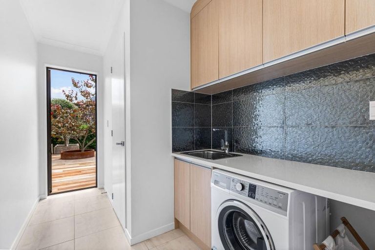 Photo of property in 45 Pohutukawa Parade, Riverhead, 0820