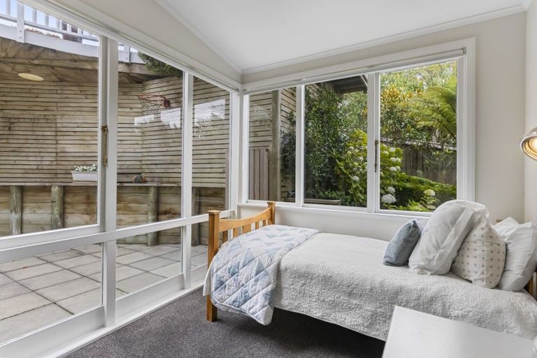 Photo of property in 21 Simla Crescent, Khandallah, Wellington, 6035