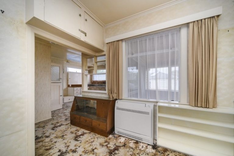 Photo of property in 2 Rira Street, Marton, 4710