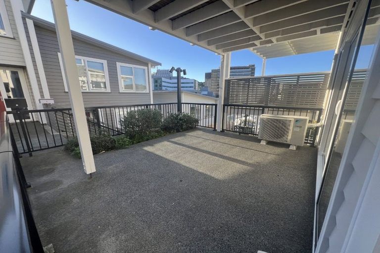 Photo of property in 239u6 Adelaide Road, Newtown, Wellington, 6021