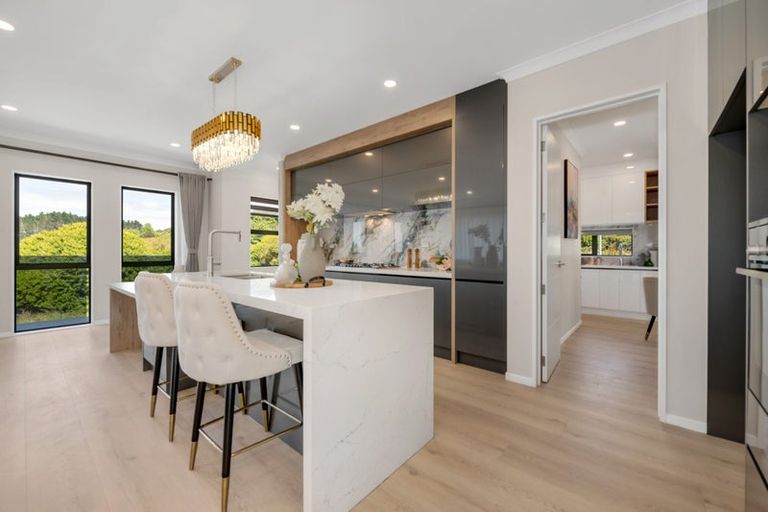 Photo of property in 58 Elevation Street, Flat Bush, Auckland, 2019