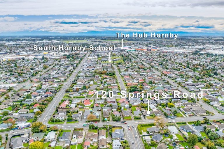 Photo of property in 120 Springs Road, Hornby, Christchurch, 8042