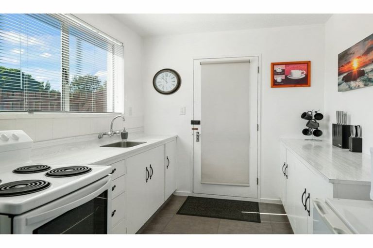 Photo of property in 1/26 Tower Street, Hornby, Christchurch, 8042