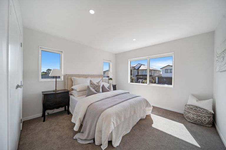 Photo of property in 78 Hayfield Way, Karaka, Papakura, 2113